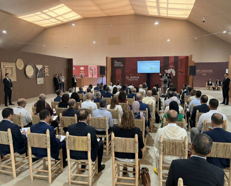 Salle comble pour une conférence